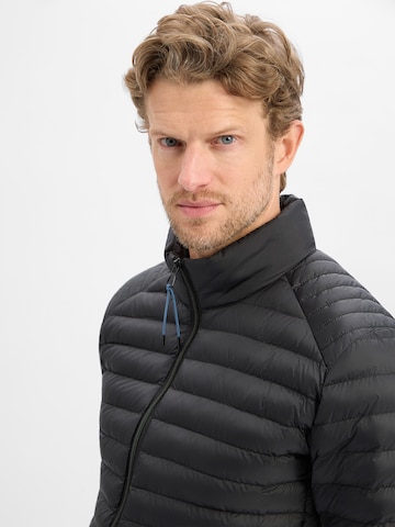 Nils Sundström Tussenjas 'Fudo' in Zwart