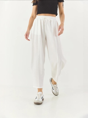 Bianco Lucci Wide leg Broek in Beige: voorkant
