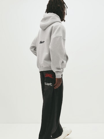 Pull&Bear Sweatshirt in Grey