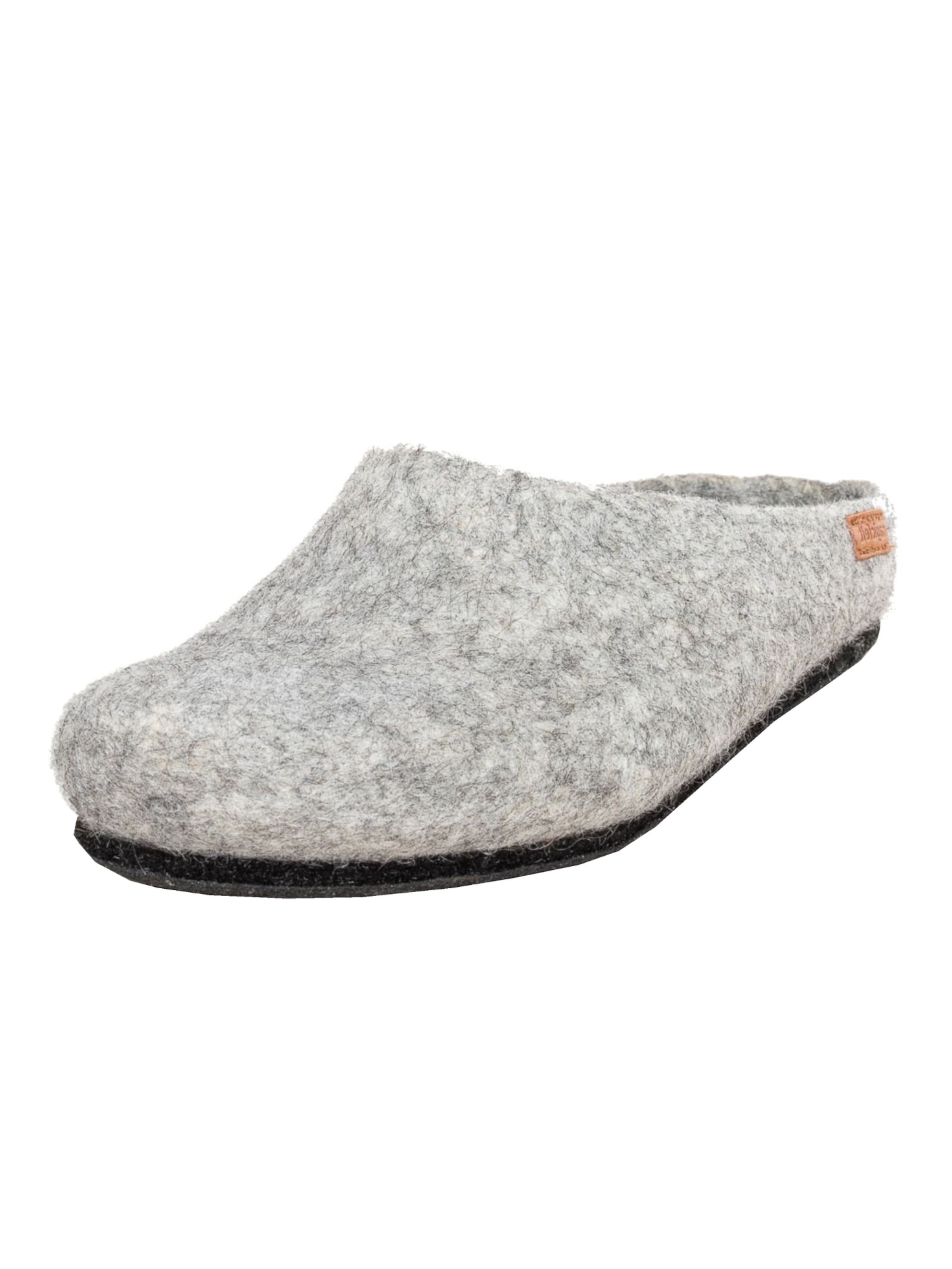 MagicFelt Slippers 'Filzpantoffel AT 719' in Grey: front