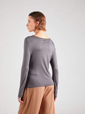 T-shirt 'Ainsley' Guido Maria Kretschmer Women en gris : derrière