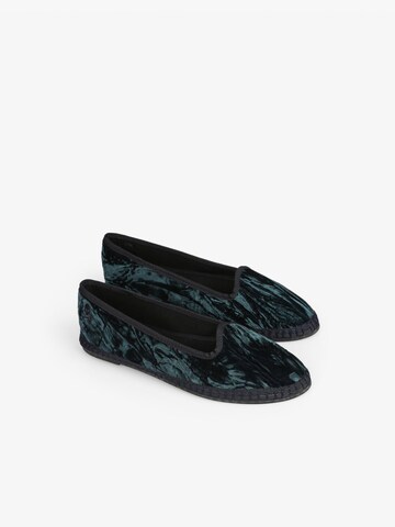 Scalpers Slipper in Blau