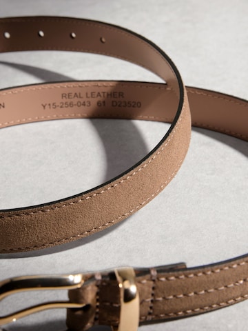 Next Vöö, värv pruun