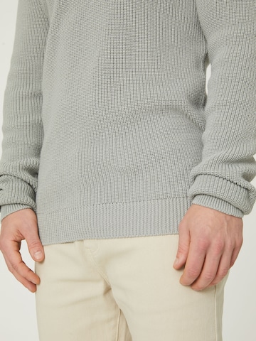 Pull-over 'Bilal' DAN FOX APPAREL en gris