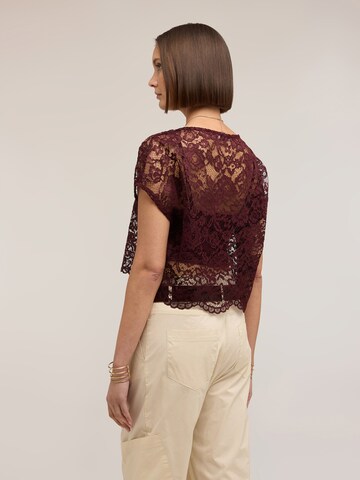 MOTIVI - Blusa en rojo