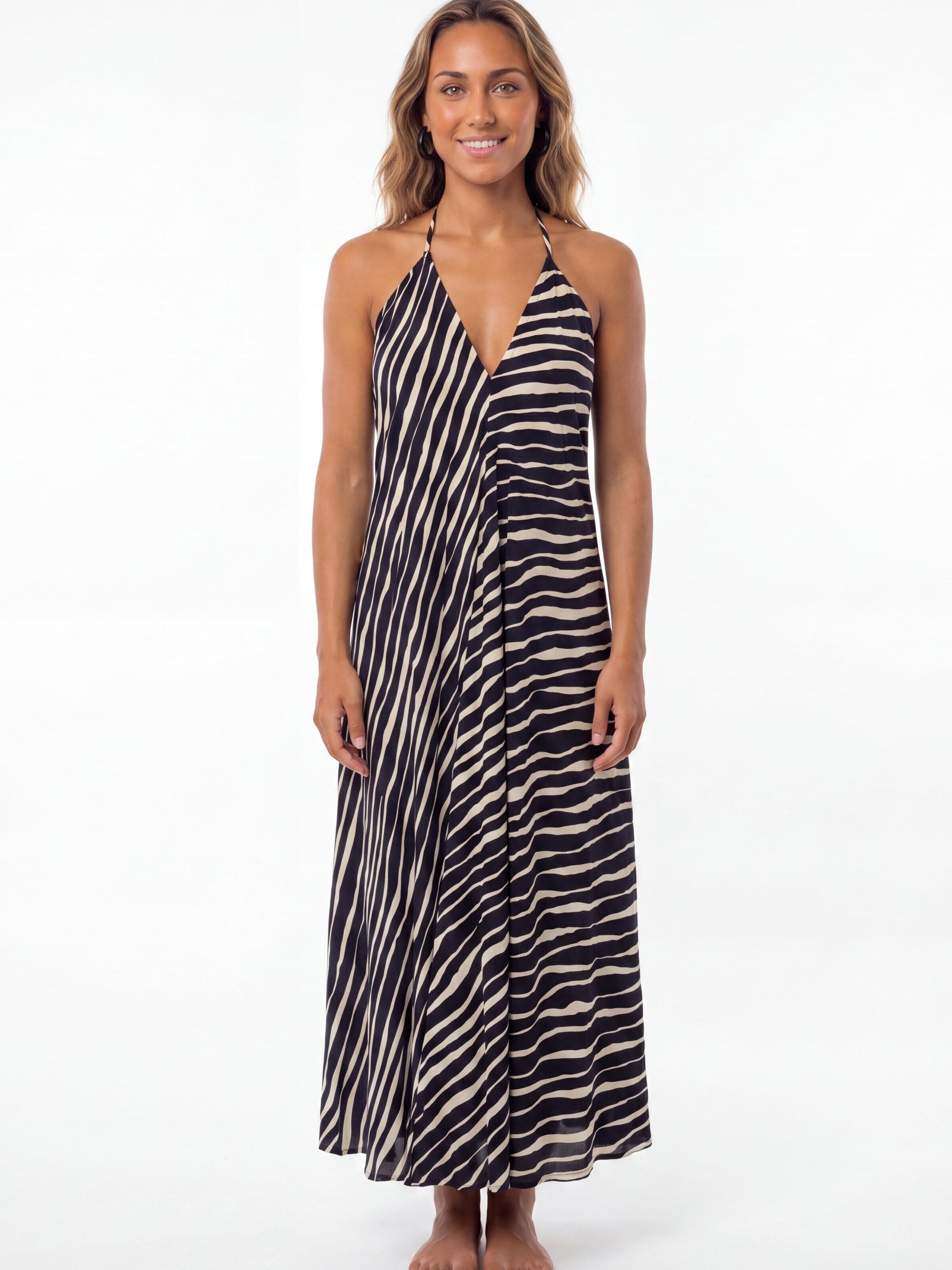 Shop Karey Summer dress 'Jungle Bloom' in Black: front