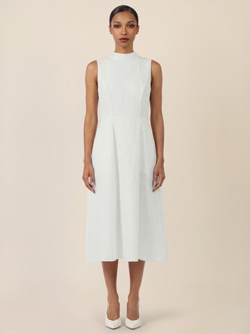 APART Kleid in Weiß: Vorderseite