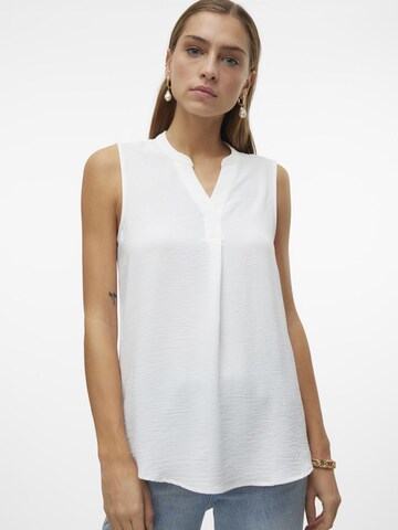 Chemisier VERO MODA en blanc
