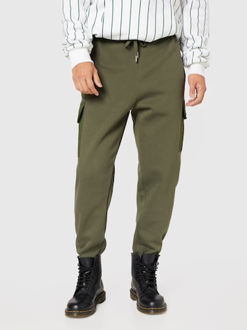 ALPHA INDUSTRIES Tapered Cargobroek in Groen: voorkant