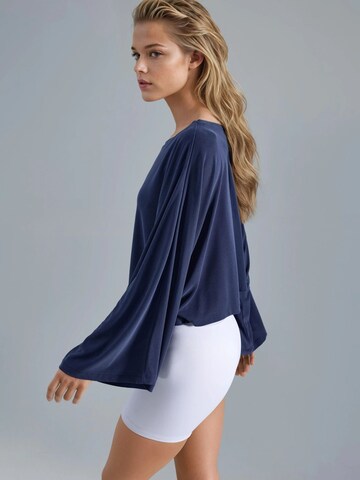 T-shirt Busem en bleu