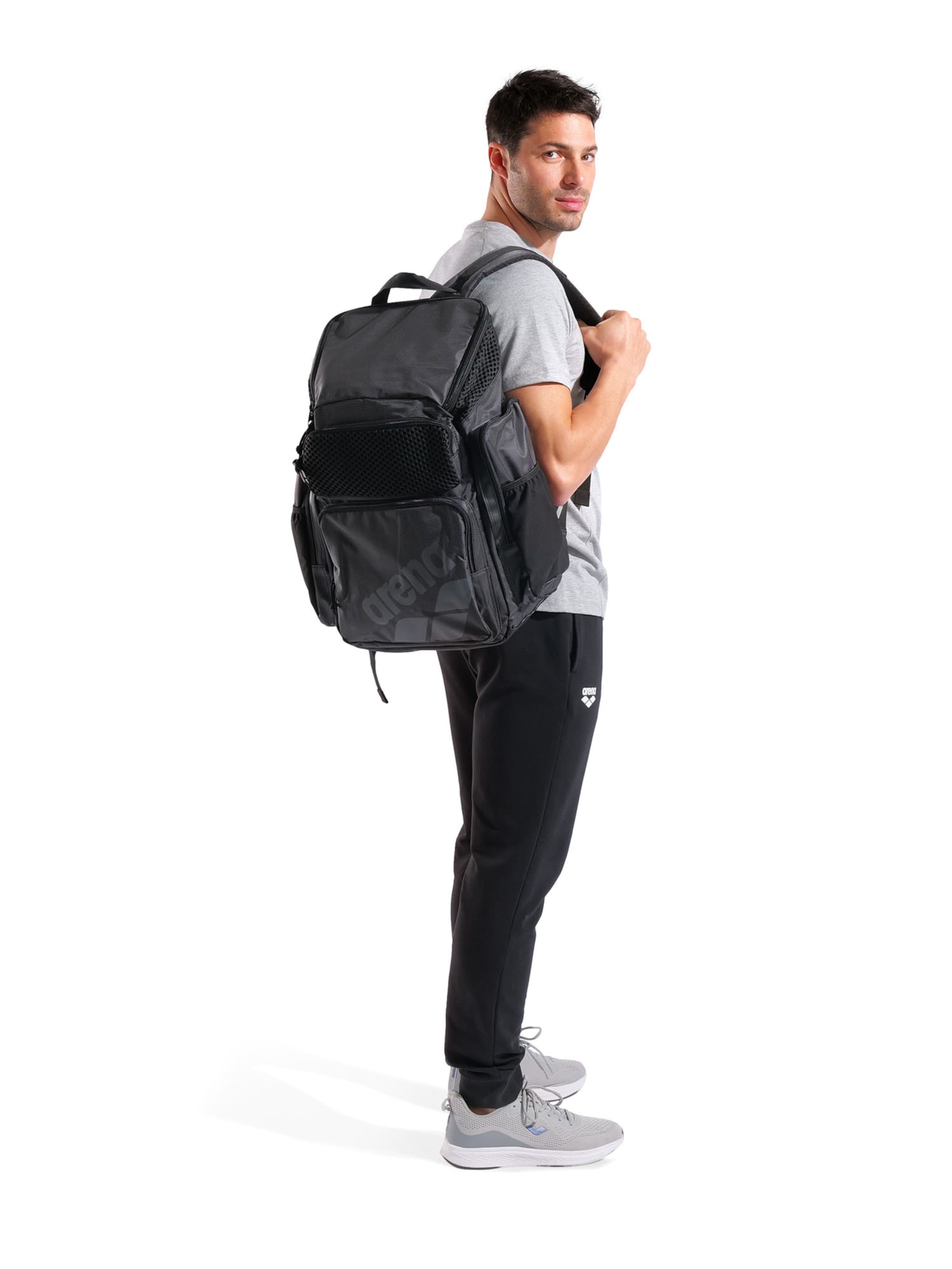 ARENASportski ruksak 'ONE GO BACKPACK 45L' - crna boja