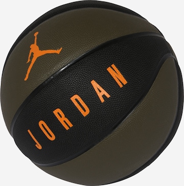 Pallone 'Ultimate 8P' di Jordan in verde: frontale