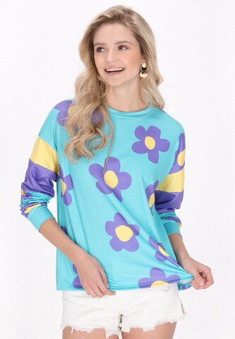IZIA - Sweatshirt 'Fashion Look' em azul: frente