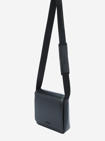 Calvin Klein - Bolso de hombro en negro