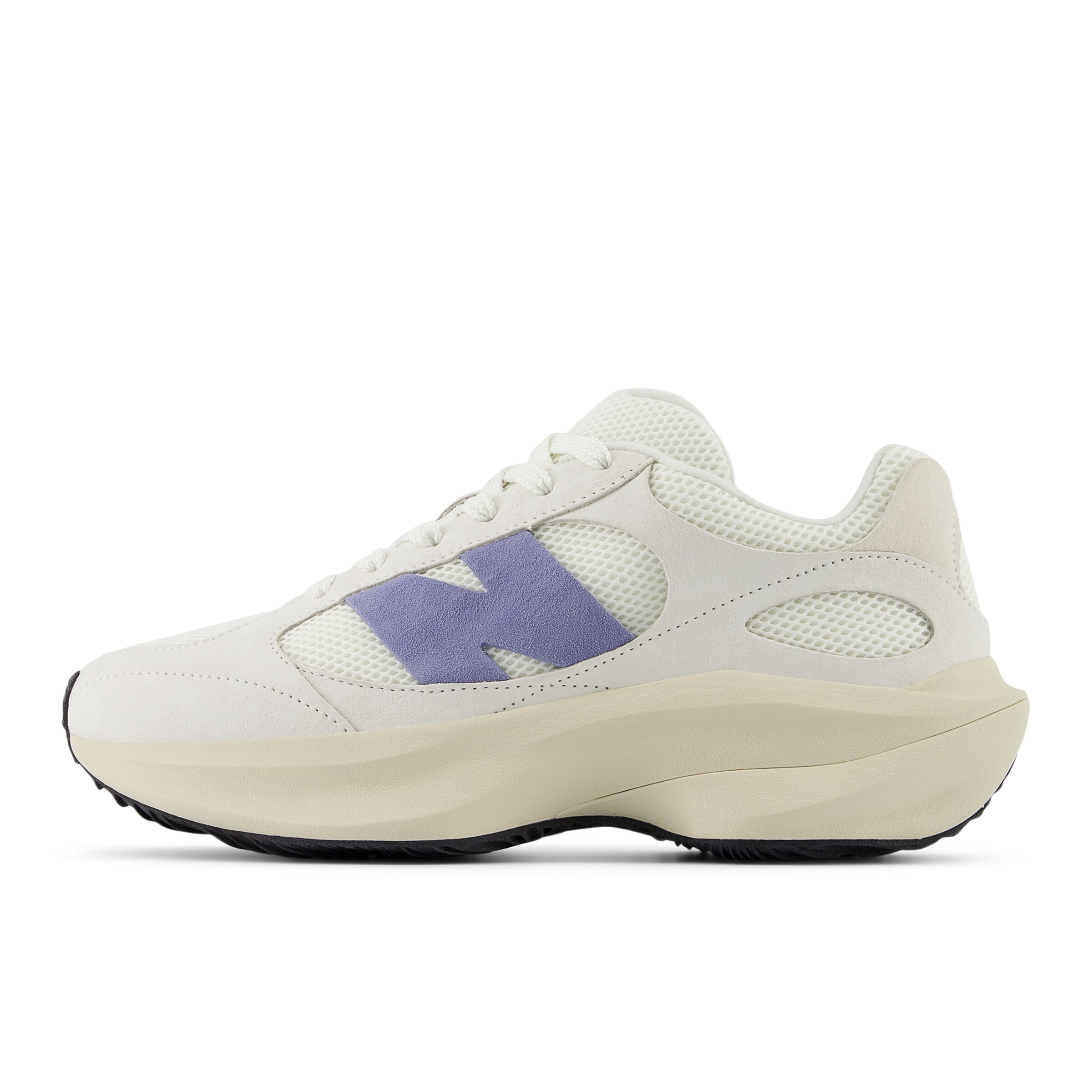 new balance Sneaker in Beige