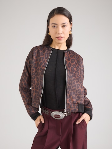 melns Hailys Starpsezonu jaka 'Sammi': no priekšpuses