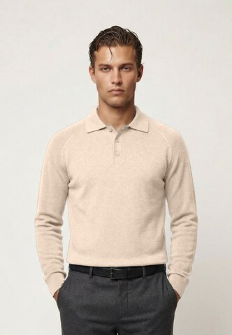 Pulover de la Felix Hardy pe bej: față