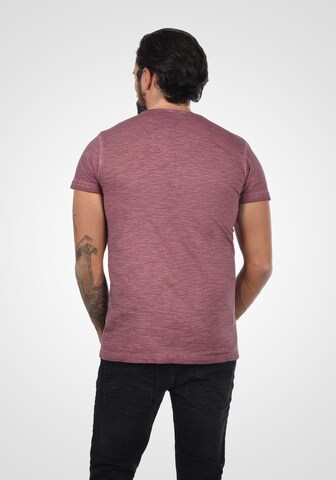 !Solid T-Shirt Conley in Rot