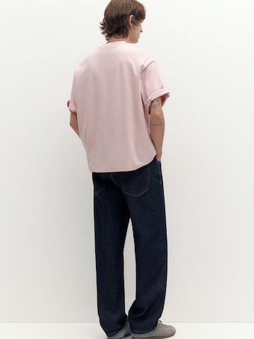 Pull&Bear T-Shirt in Pink