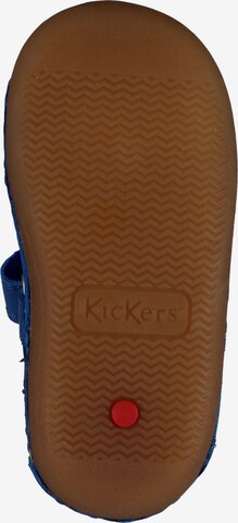 Chaussure basse Kickers en bleu