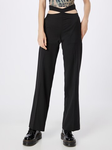 Parisienne et Alors Regular Pleated Pants in Black: front