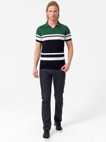 Tricou de la Dandalo pe mai multe culori