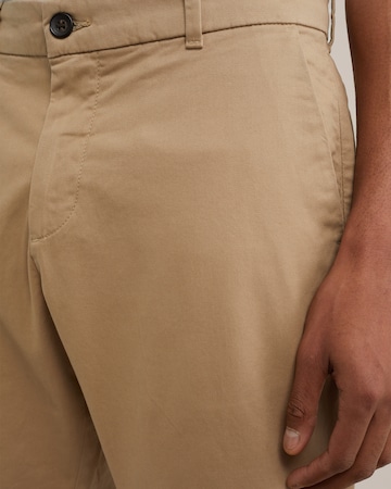 regular Pantaloni chino di WE Fashion in beige