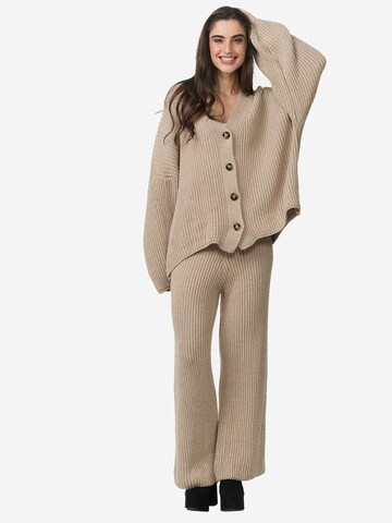 Elara Hausanzug in Beige