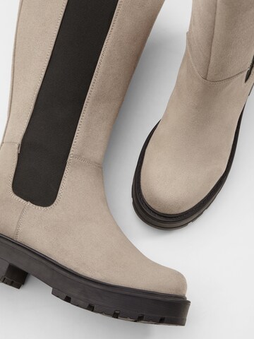 Stivale di bonprix in marrone