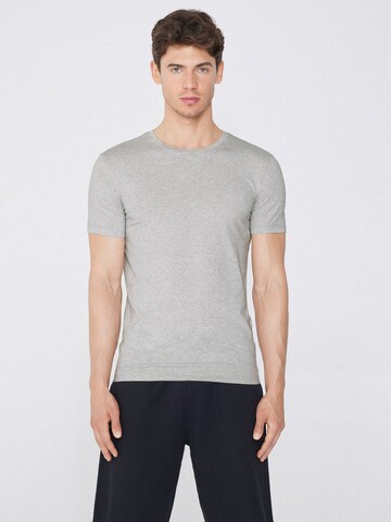 Tezenis Undershirt in Grey: front