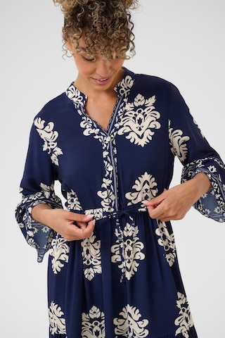 Robe 'Koren' Cream en bleu