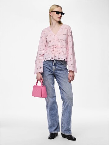 Bluză 'ARMORINE' de la PIECES pe roz