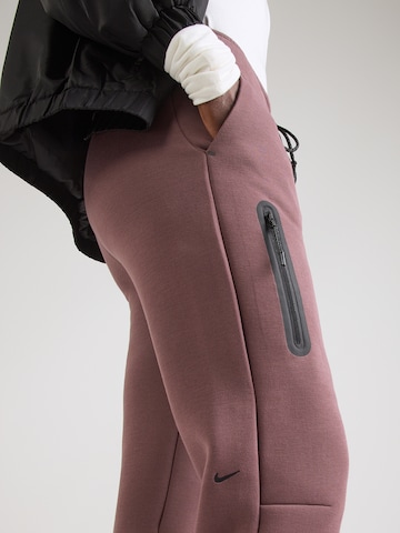 Nike Sportswear Конический (Tapered) Штаны 'TCH FLC' в Коричневый