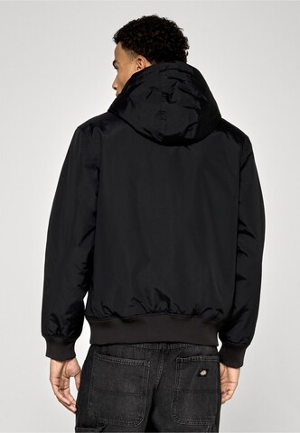 DICKIES Přechodná bunda 'New Sarpy' – černá