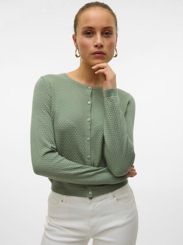 VERO MODA Strickjacke 'Care' in Grün