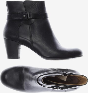 Kickers Dress Boots in 40 in Black: front