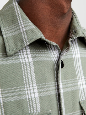 JACK & JONES Comfort fit Button Up Shirt 'Roy' in Green