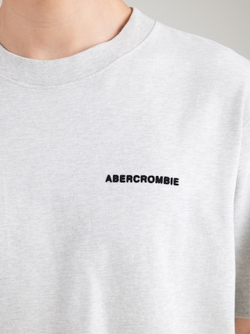 Abercrombie & Fitch - Camiseta en gris