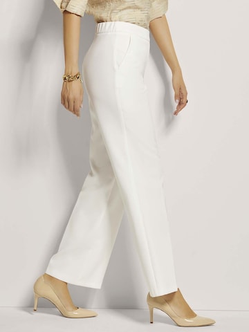 MADELEINE Loosefit Pantalon in Wit