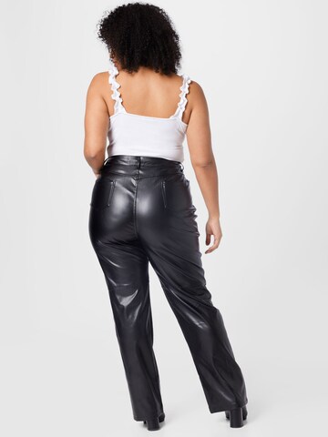 regular Pantaloni 'JAC JOSSA' di In The Style Curve in nero