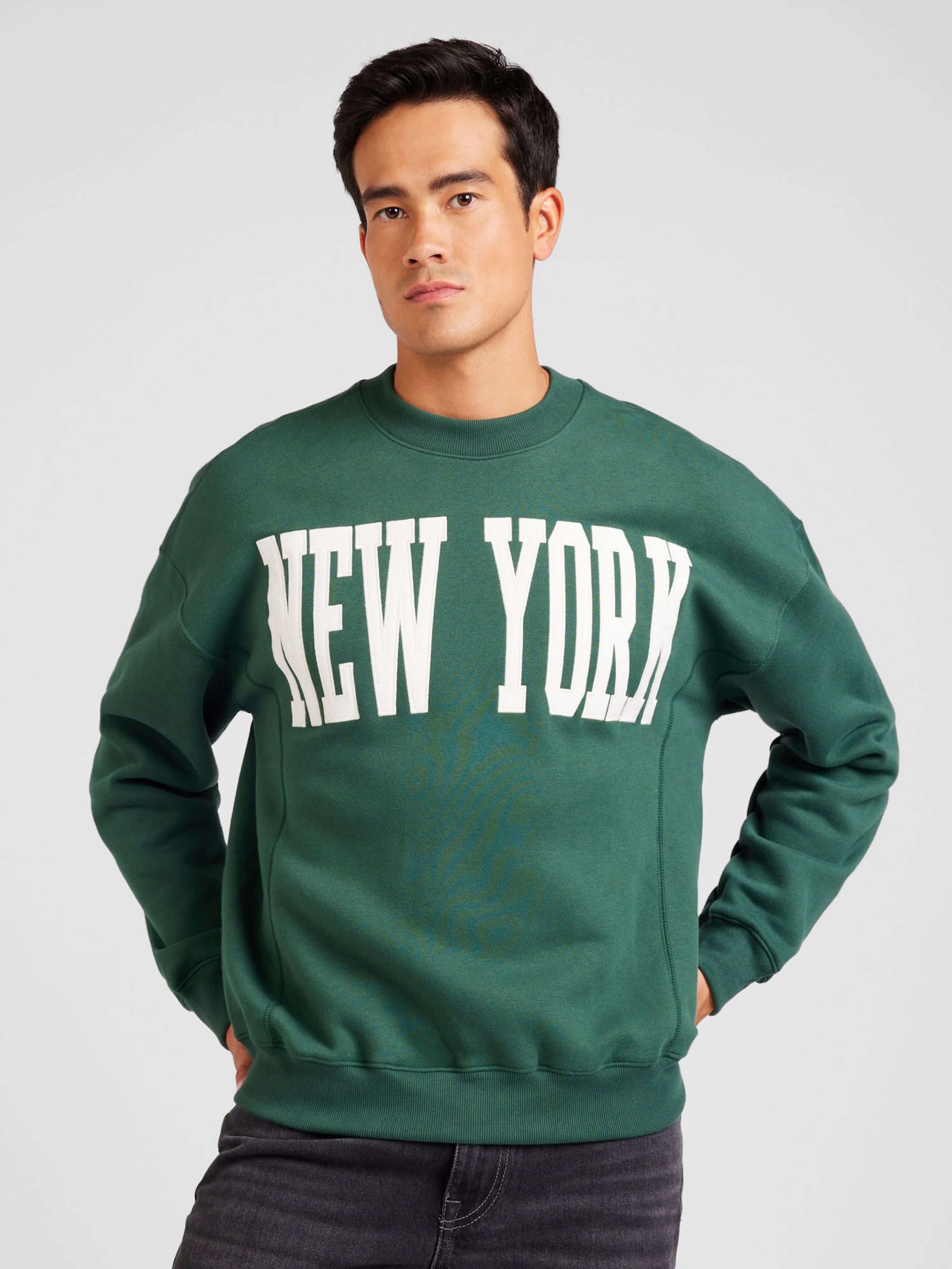Green new york sweatshirt hotsell