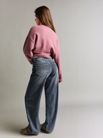 Bershka Barrel Jeans i blå