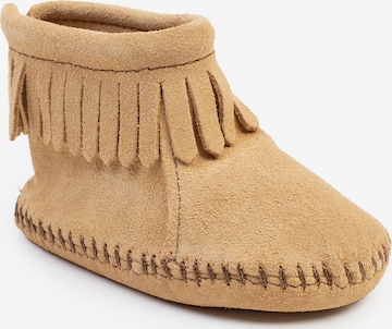 Minnetonka First-step shoe 'Back Flap' in Brown