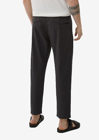 s.Oliver Regular Bundfaltenhose in Grau