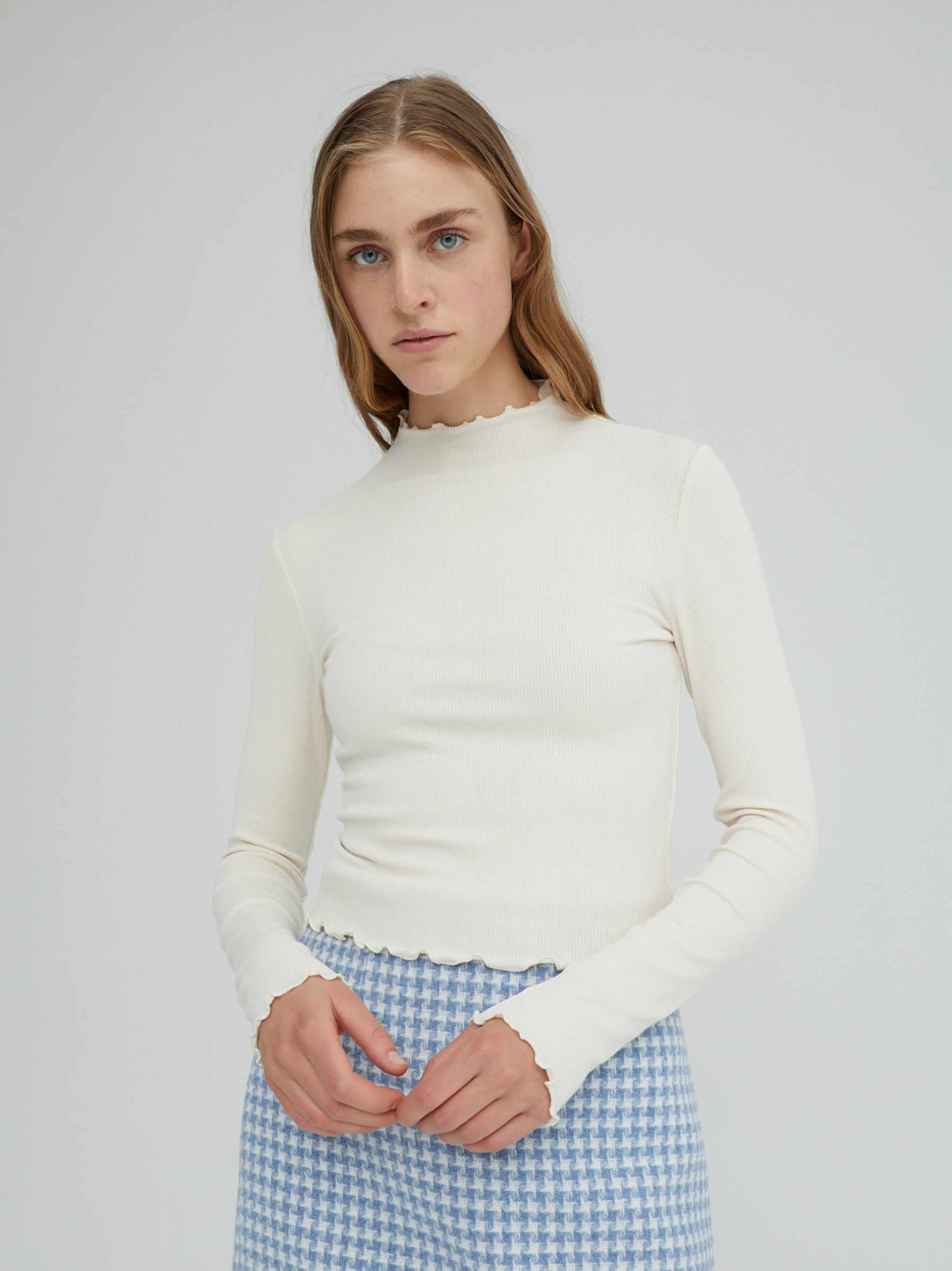 EDITED Producten Shirt 'Daniela' Beige