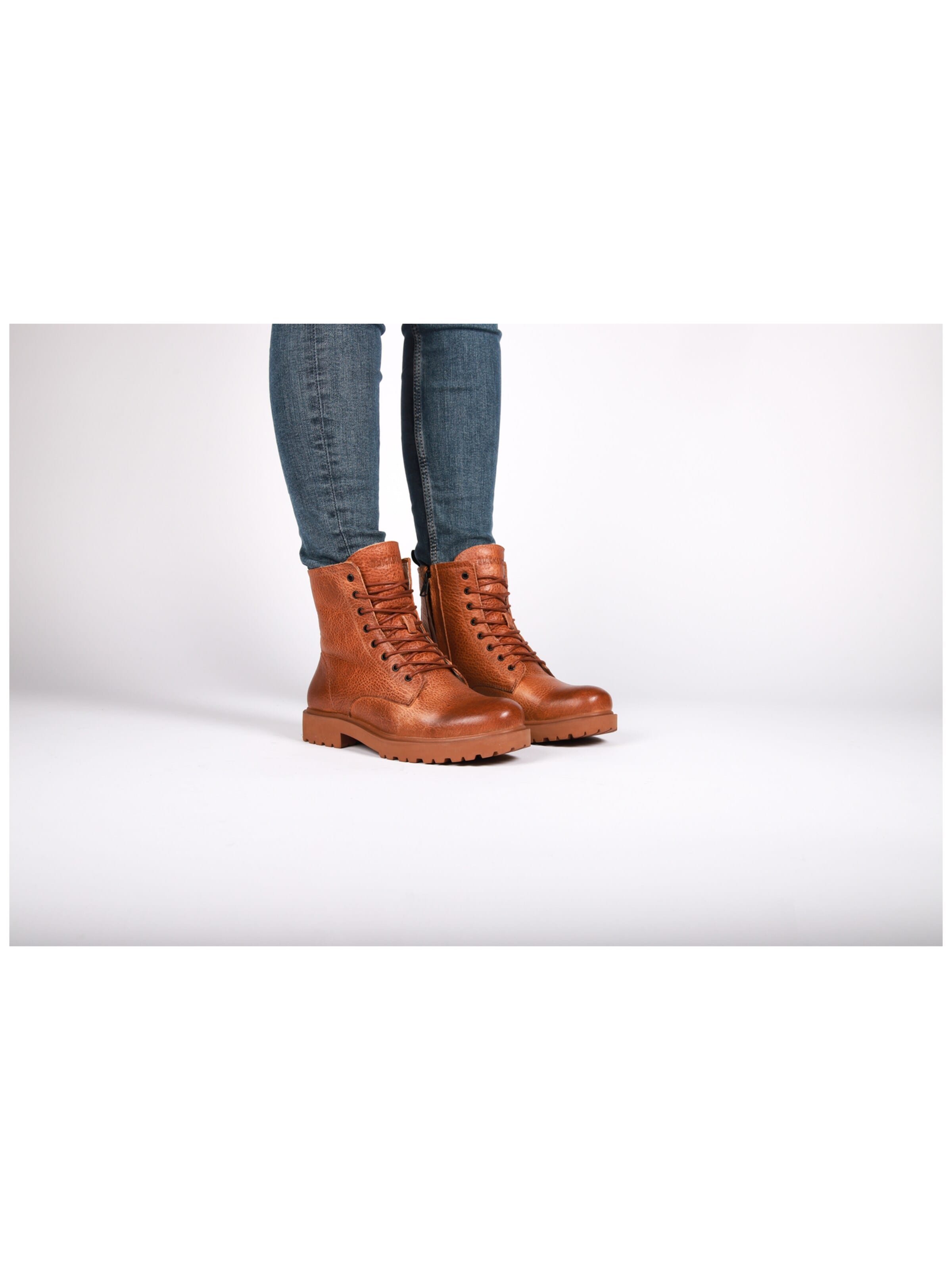 Bottes à lacets 'KAJSA' BLACKSTONE en marron