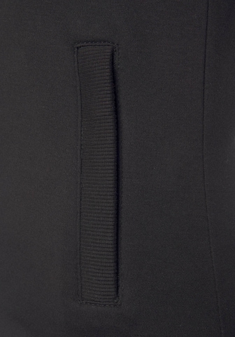 LASCANA ACTIVE Trainingsjacke in Schwarz