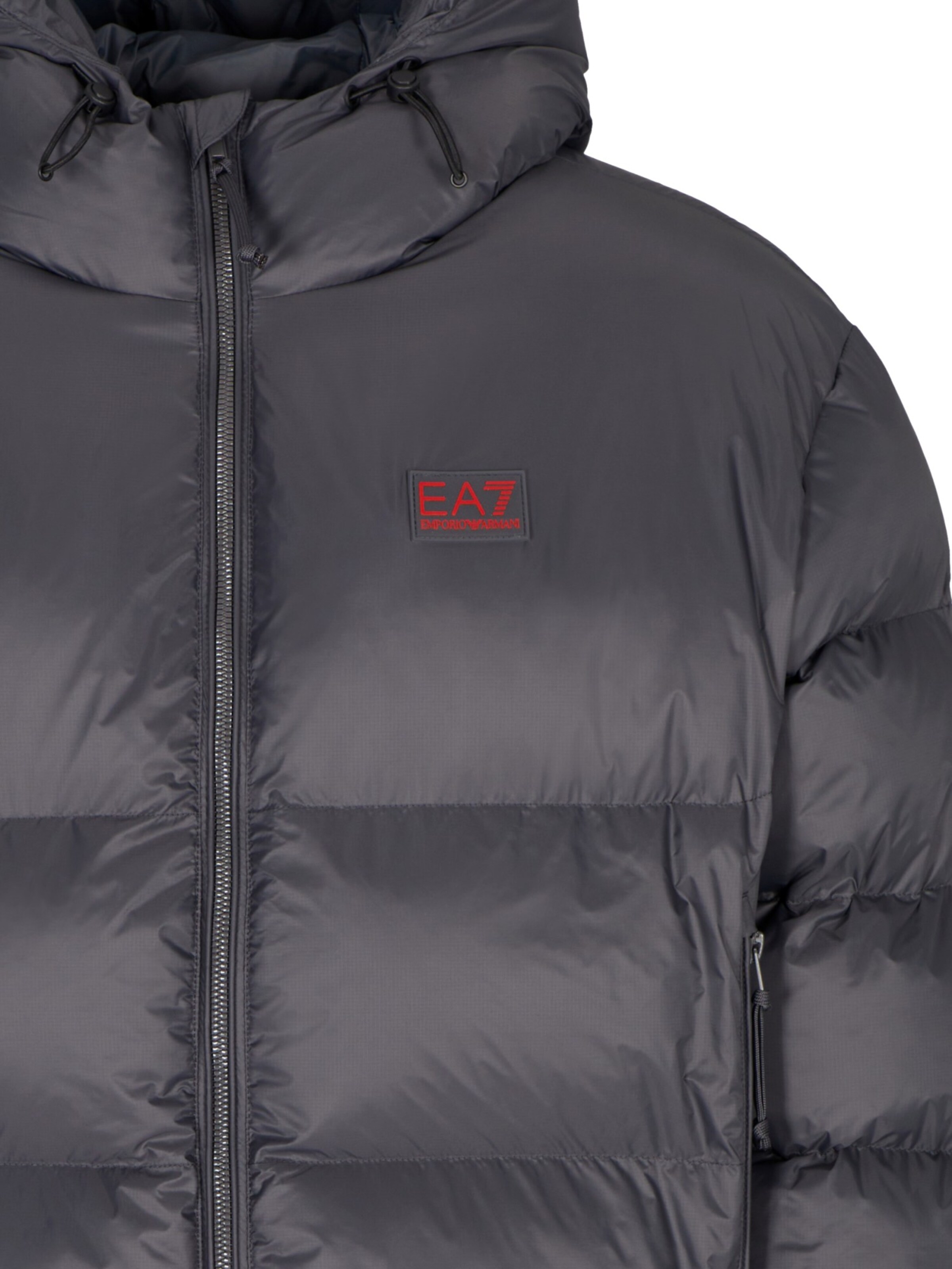 Giacca invernale 'Mountain' di EA7 Emporio Armani in grigio