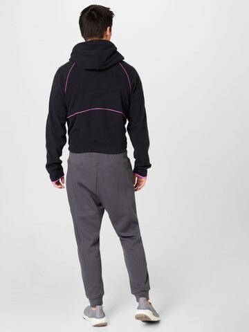 ADIDAS SPORTSWEAR Дънки Tapered Leg Спортен панталон 'City Escape' в сиво