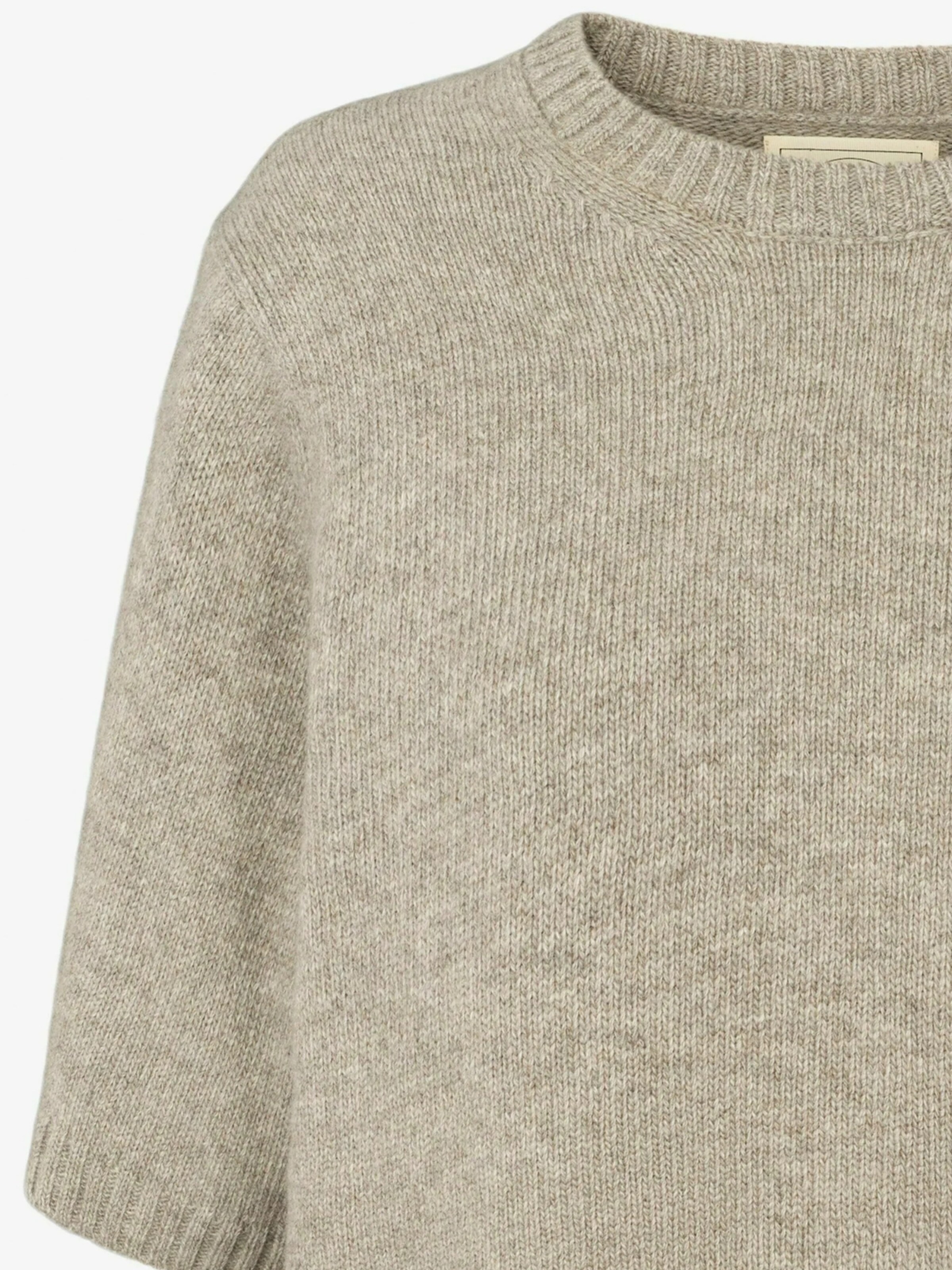 Gai+Lisva Neulepaita 'Tulle ' värissä harmaa